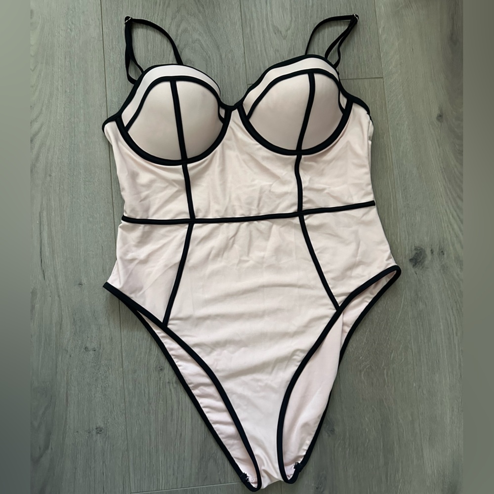 Forever 21 Chic Black and Blush Pink Bodysuit in US Size L